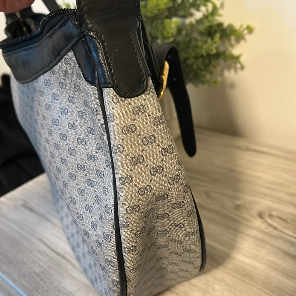 GUCCI Vintage Hobo monogram canvas bag EUC - Picture 14 of 16